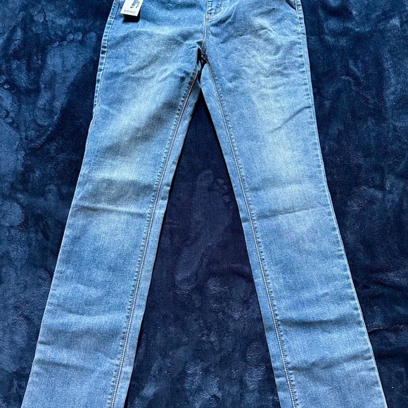 BUFFALO LADIES STRAIGHT LEG JEANS SIZE 6 NWT - Picture 6 of 6